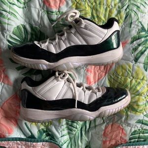 Jordan 11 Low Emerald